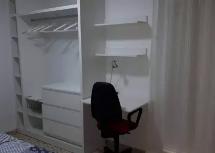 Alquiler de habitaciones en piso de 3 dormitorios para estudiantes en Granada en Granada