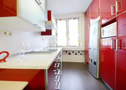 Habitación en piso compartido de 2 habitaciones en Larraskitu, gastos incluidos, ideal para profesionales y estudiantes. en Bilbao
