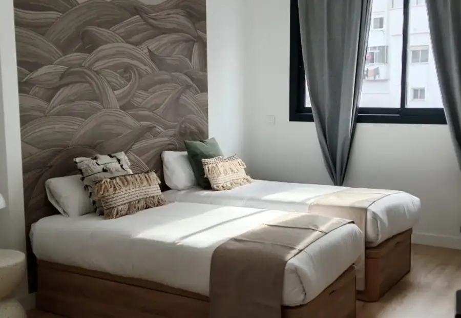 Habitación en piso compartido de 3 habitaciones en alquiler en La Bresca en Málaga