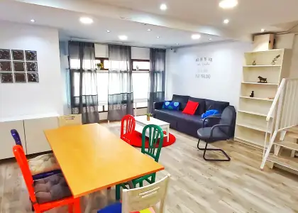 Habitación en un apartamento compartido de 3 habitaciones en Vistafranca, en alquiler. en Málaga