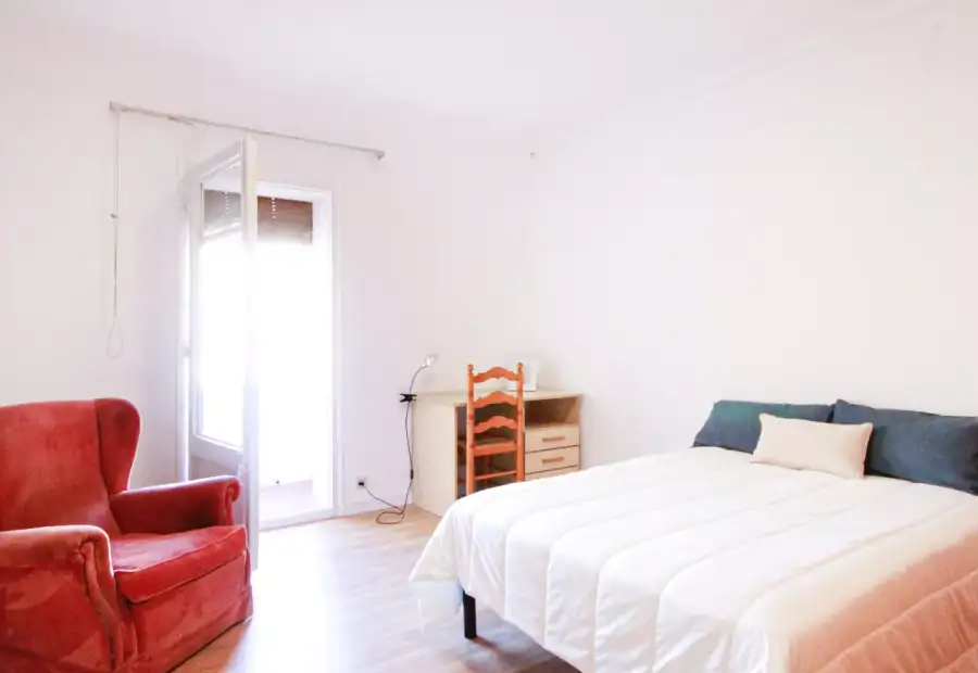 Se alquila habitación en piso compartido en Barcelona en Barcelona